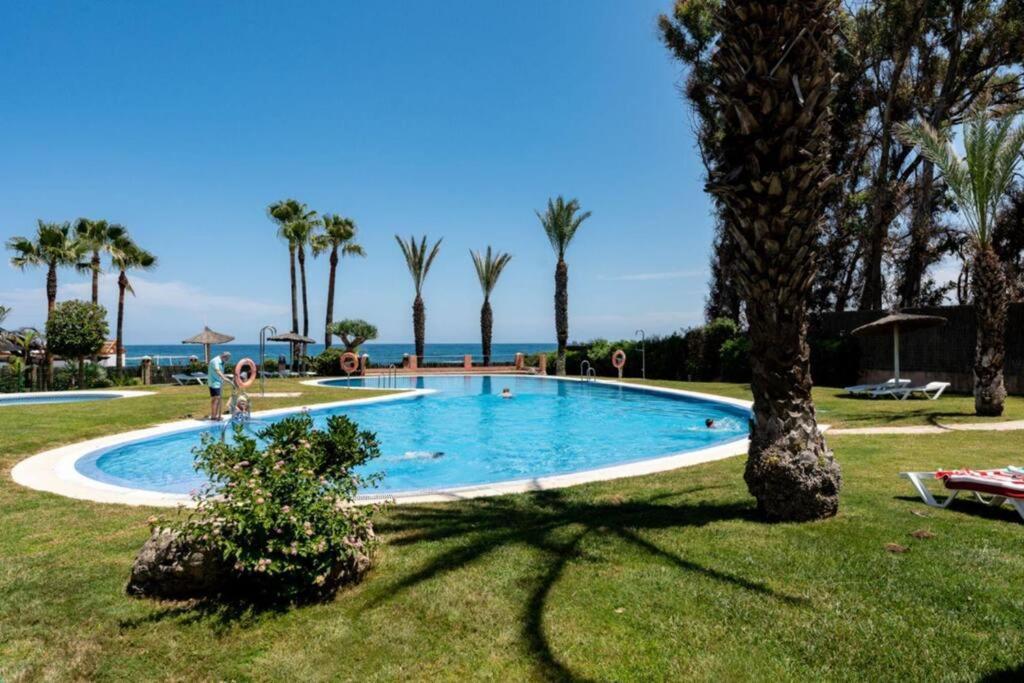 Ct 240 - Beachfront Apartment -Don Juan Manilva Luaran gambar