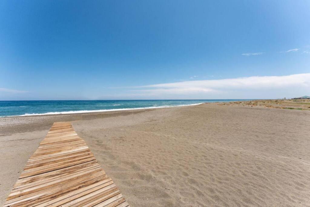 Ct 240 - Beachfront Apartment -Don Juan Manilva Luaran gambar