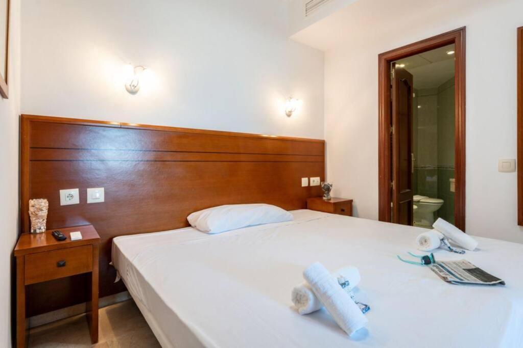 Ct 240 - Beachfront Apartment -Don Juan Manilva Luaran gambar